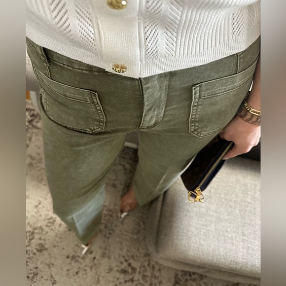 New๐ฉท Effortlessly Cool Olive Green Wide Leg Pants - Picture 5 of 9